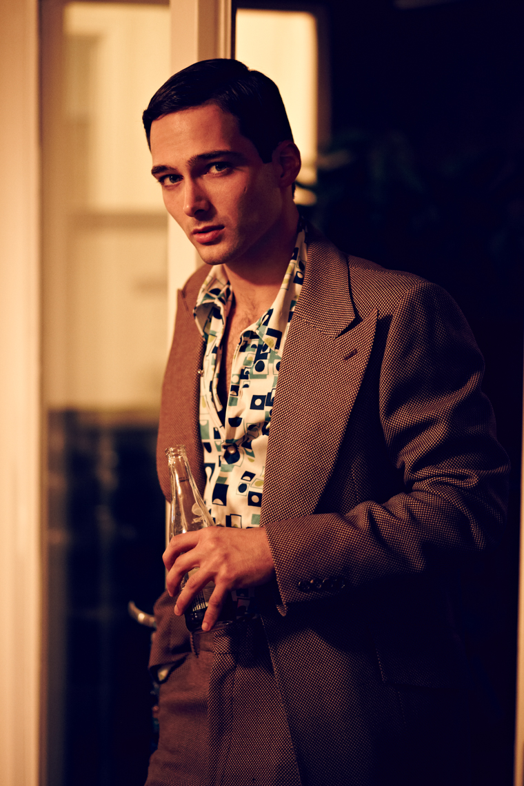 Daryl_Henderson_War_and_Peace_Fashion_Editorial_0018